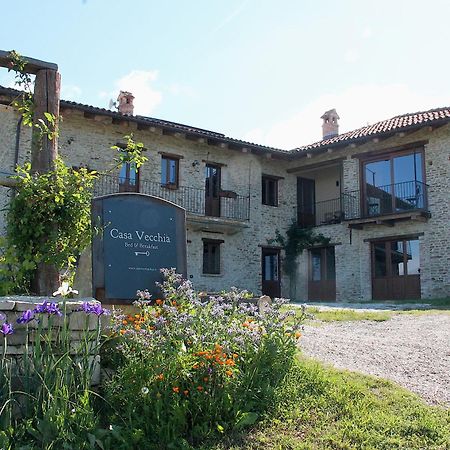 Casa Vecchia Bed&Breakfast Bossolasco Exterior photo
