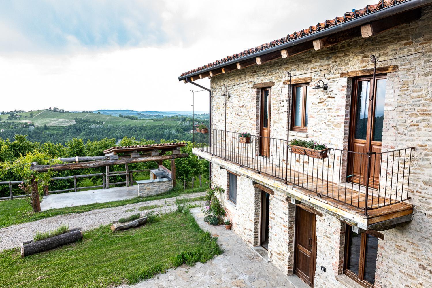 Casa Vecchia Bed&Breakfast Bossolasco Exterior photo